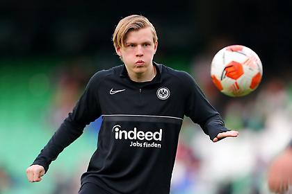 Στην Άιντραχτ Φρανκφούρτης έως το 2026 ο Χάουγκε