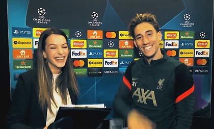 O Τσιμίκας θέλει να εκτελέσει πέναλτι και κόντρα στη Ρεάλ και τραγουδά το «Tsimi - Tsimi - Tsimi»!