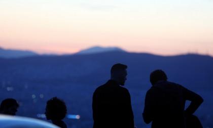 Κορωνοϊός: Στα 2.400 τα νέα κρούσματα-21 νεκροί-130 διασωληνωμένοι