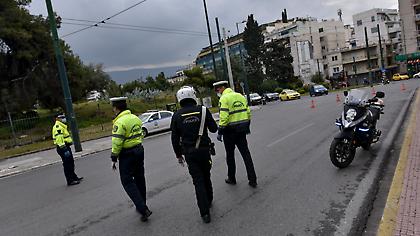 Τροχαίο στην λεωφόρο Αμαλίας - Κλειστές οι δύο λωρίδες προς Συγγρού
