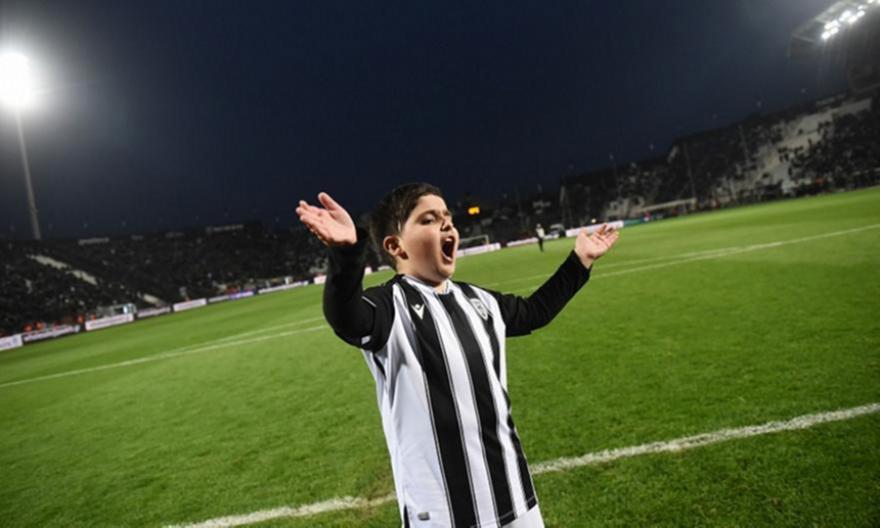 Πατέρας Λέανδρου: «Δεν τον έχω δει ποτέ, να πανηγυρίζει τόσο»