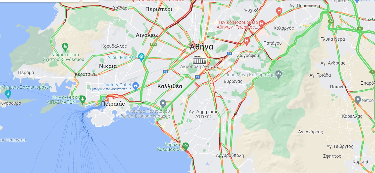 Κίνηση στους δρόμους: Στο «κόκκινο» ο Κηφισός και η Παραλια
