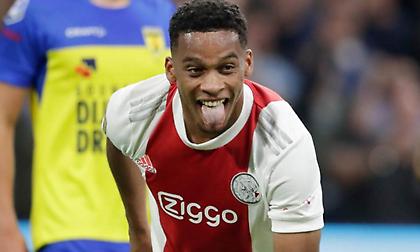 Φουλάρει για Τίμπερ η Μάντσεστερ Γιουνάιτεντ