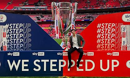 Μ. Μαρινάκης: «Θέλουμε να χτίσουμε μια ομάδα που θα μπορεί να ανταγωνιστεί κάθε αντίπαλο στην Αγγλία