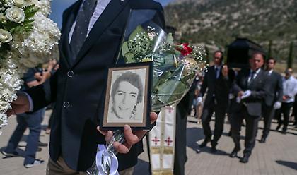 Καλλιτέχνες και φίλοι αποχαιρέτησαν τον Δάκη