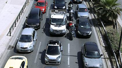 Αυξημένη η κίνηση στην Αττική: Ποιοι δρόμοι έχουν «φρακάρει»