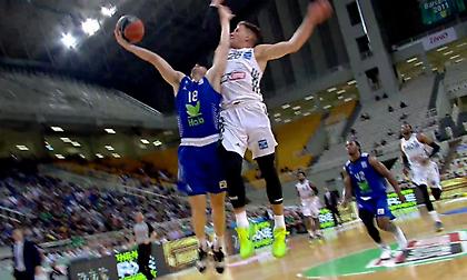 Η εντυπωσιακή τάπα του Νέντοβιτς στον Καράμπελα!