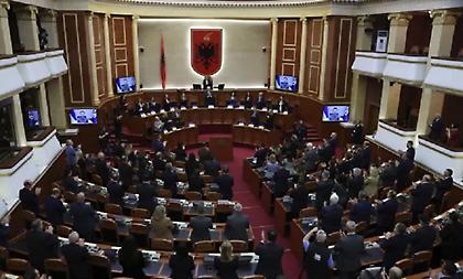 Αλβανία: Ο αρχηγός των ενόπλων δυνάμεων, Μπαϊράμ Μπεγκάι, εξελέγη πρόεδρος της χώρας