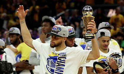 Λιν: «Δεν έχει να αποδείξει κάτι ο Κάρι»