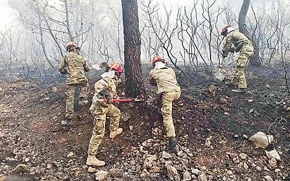 Οι πυρκαγιές απειλούν τη Μεσόγειο