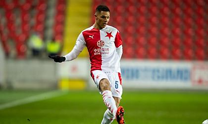 Ενίσχυση στο δεξί άκρο της άμυνας για την Μπενφίκα