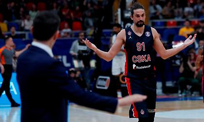 Μπαίνει στο χειρουργείο ο Σβεντ για τα δύο κατάγματα στο χέρι!