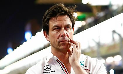 Βολφ: «Απαράδεκτο το ότι είμαστε τόσο πιο αργοί από Ferrari και Red Bull»