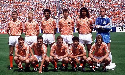 Κουίζ: Αναγνώρισε δέκα Εθνικές ομάδες από το παρελθόν!