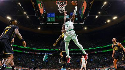 «Πάρτι» των Σέλτικς, έκαναν το 2-1 κόντρα στους Γουόριορς