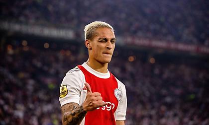 «Προσφέρει 60 εκατ. ευρώ στο Άγιαξ για τον Άντονι η Μάντσεστερ Γιουνάιτεντ»