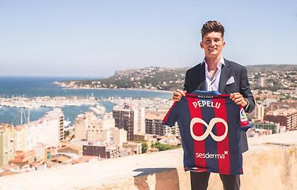 Η Λεβάντε έδωσε… δεκαετές συμβόλαιο σε ποδοσφαιριστή της!