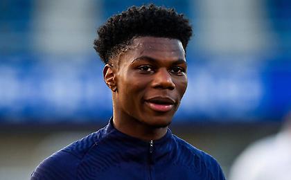 Και με τη... βούλα στη Ρεάλ Μαδρίτης ο Τσουαμενί!