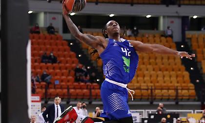 Προσέφερε θέαμα ο Μούντι στο πρώτο 10λεπτο με τον Προμηθέα