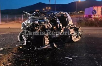 Λαμία: Σοκαριστικό τροχαίο με έναν νεκρό τα ξημερώματα - Φωτογραφίες και βίντεο