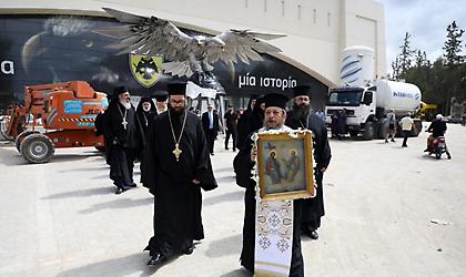 Δέηση χοροστατούντος του Μητροπολίτη Γαβριήλ στην «Αγιά-Σοφιά - OPAP Arena»