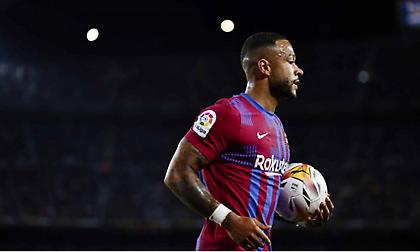 Θέλει να παραμείνει στην Μπαρτσελόνα και περιμένει πρόταση ανανέωσης ο Ντεπάι