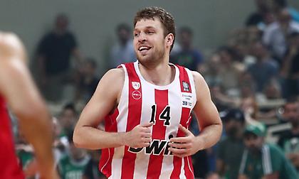 Έκανε τη διαφορά με 19 πόντους ο Βεζένκοφ