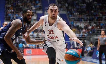 «Ο Μιλουτίνοφ σκοπεύει να συνεχίσει στην ΤΣΣΚΑ»