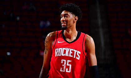 Πήραν Γουντ οι Μάβερικς, έδωσαν Μαριάνοβιτς στους Ρόκετς