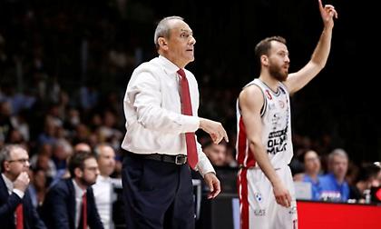 «Καρφί» του Μεσίνα για τη διαιτησία: «Καθοριστική η τεχνική ποινή 2’ πριν τη λήξη»