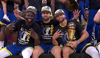 Η απονομή του τίτλου στους Γουόριορς και του βραβείου MVP στον Κάρι