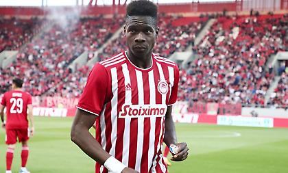 Βλέπει Σισέ από Ολυμπιακό η Ρεν