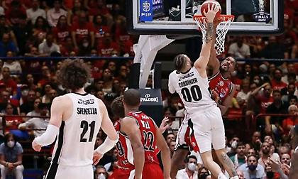 Οριστικό: Ανανέωσε με την Αρμάνι ο Χάινς!