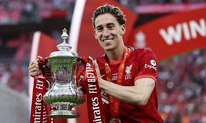 Τσιμίκας: «Ζω το όνειρό μου στη Λίβερπουλ - Θέλω Champions και Premier League»