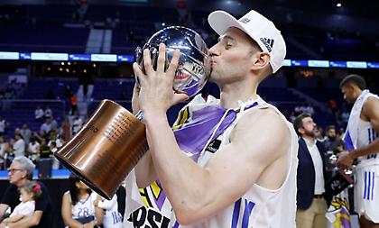 Κρατά Κοζέρ, όχι Τέιλορ η Ρεάλ