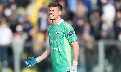 Μπαμ από τη Μόντσα του Μπερλουσκόνι, κλείνει τον διεθνή γκολκίπερ Κράνιο