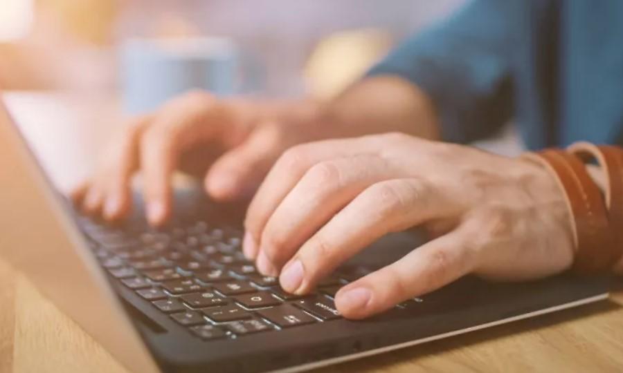 «Έπεσαν» σάιτ στην Ελλάδα και στο εξωτερικό – Τι συνέβη