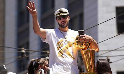 Ο Κλέι Τόμπσον τα έκανε όλα λάθος στη φιέστα των Γουόριορς