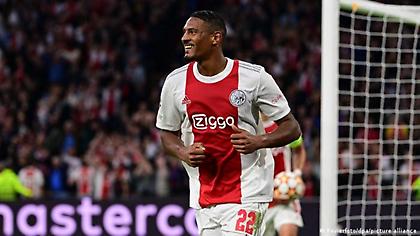 Τα «σκάει» για τον διάδοχο του Χάαλαντ η Ντόρτμουντ  - Παίρνει τον Αλέ του Άγιαξ