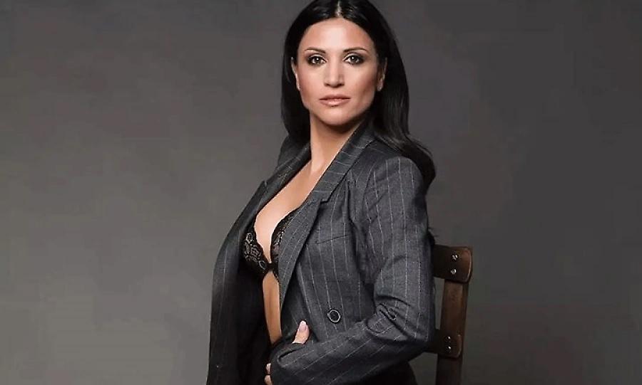 Φωτογραφήθηκε γυμνή η Σοφία Παυλίδου