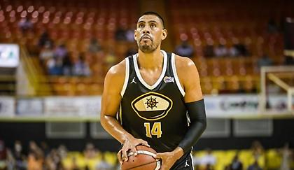 Αποσύρεται από την ενεργό δράση ο Γκουστάβο Αγιόν