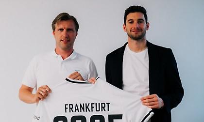 Ανακοίνωσε την απόκτηση του Αλάριο η Άιντραχτ Φρανκφούρτης