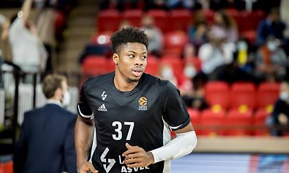 Αμφίβολος για τον πέμπτο τελικό ο Κώστας Αντετοκούνμπο λόγω της πρεμιέρας του «Rise»