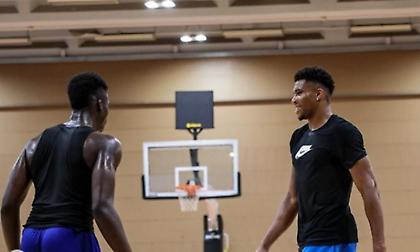 Προπονήθηκε στο ΣΕΦ με σορτσάκι της Εθνικής ο Γιάννης Αντετοκούνμπο!