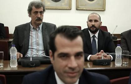 Οργή Πλεύρη για τους υπαινιγμούς Πολάκη: «Ας ζούσε η μητέρα μου και ας μην κληρονομούσα τίποτα»
