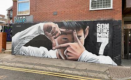 Υπέροχη τοιχογραφία για τον Σον στο Λονδίνο (pics)