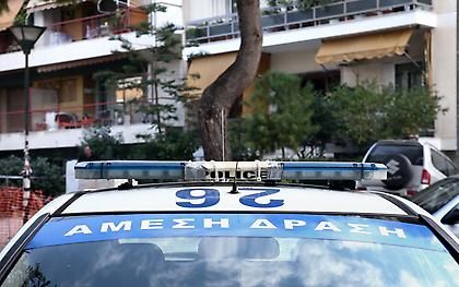 Θεσσαλονίκη: Χειροπέδες σε 29χρονο για τον βιασμό 23χρονης – Την κρατούσε αιχμάλωτη σε διαμέρισμα
