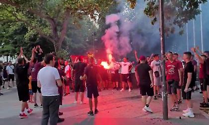 Γιόρτασαν την αποχώρηση Κούγια οι φίλαθλοι της ΑΕΛ