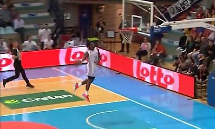 Αντί για ΜΥΘΙΚΟ blooper, έβαλε καλάθι παίκτης του Βελγίου!