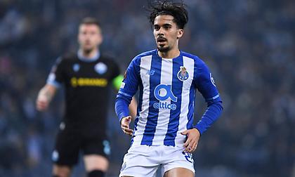 Πέρασε ιατρικά και υπογράφει στην Παρί ο Βιτίνια